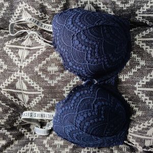 VS T-Shirt Push-Up Bra